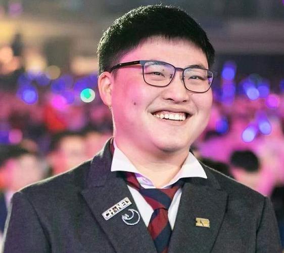 Uzi入选LOL名人堂,lpl名人堂uzi